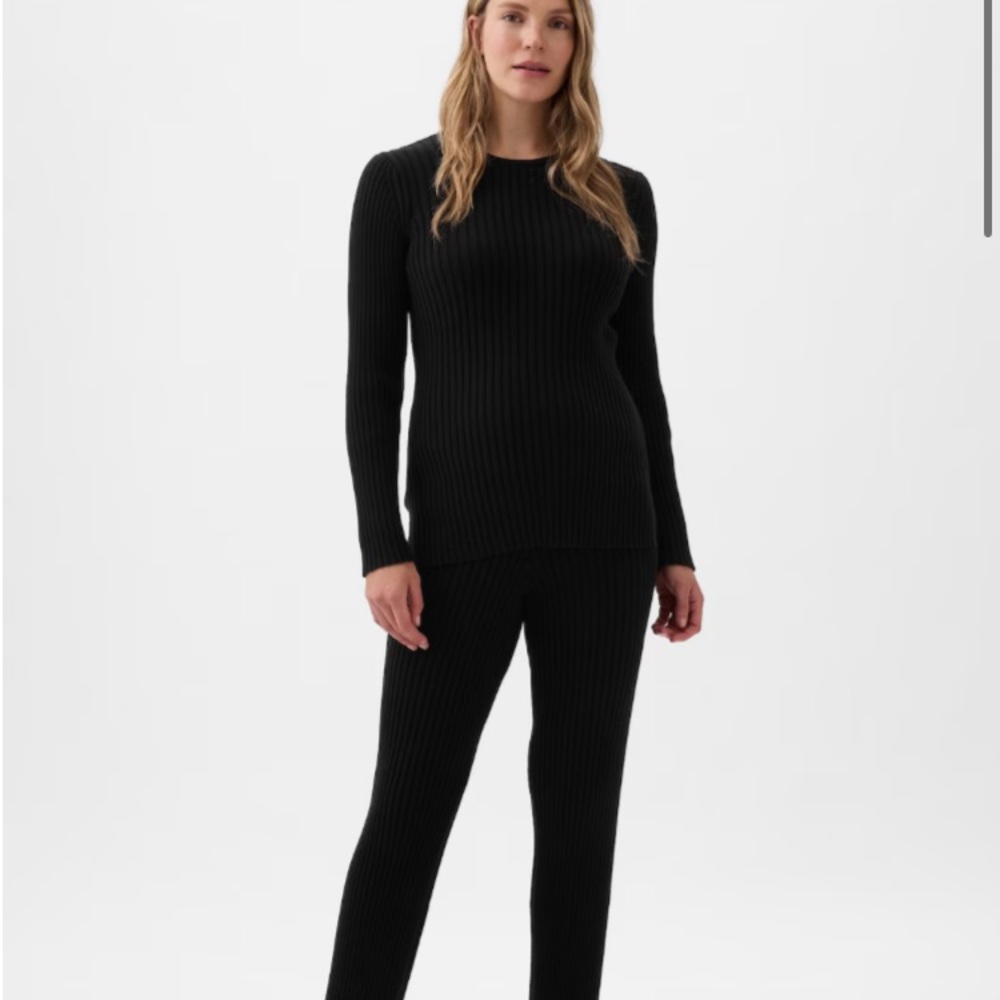 Gap Black Ribbed Knit Maternity Pants